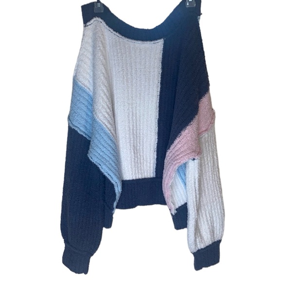 POL Blue/White/Pink Oversized Chenille Sweater, Size Medium - Picture 4 of 8